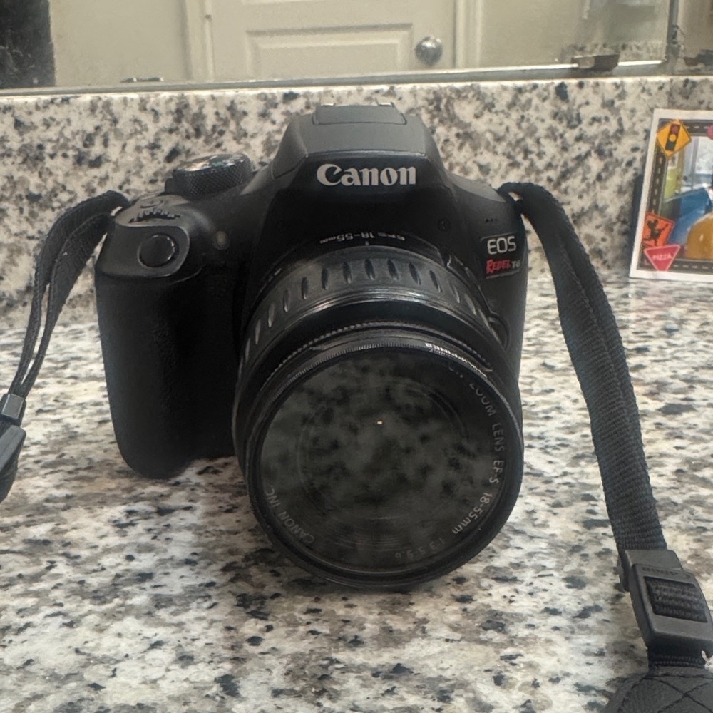 Canon EOS Rebel T6 Digital Camera - Black